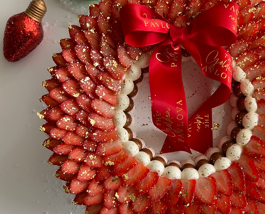 Holiday Wreath Pavlova