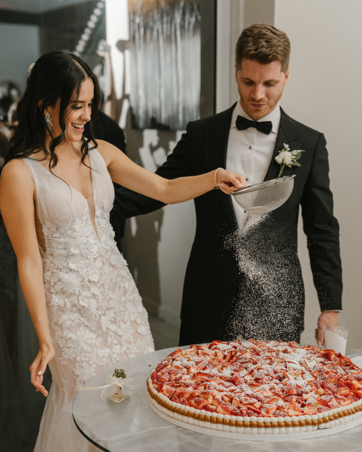 thegoldenpavlova-beyondthetraditionalweddingcake-miami-florida_E514.png